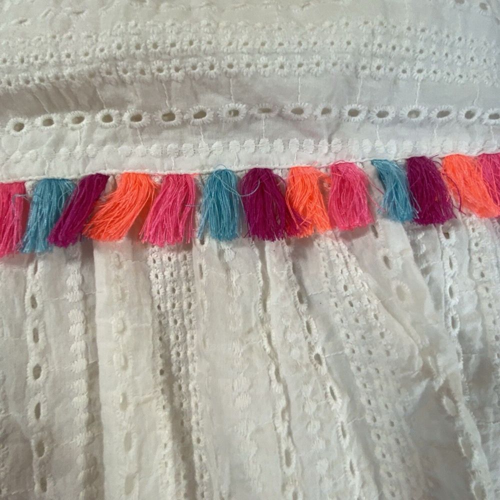 Andree White Babydoll Top Large Eyelet Boho Summer Beach Boutique Tassels Ruffle - Picture 9 of 10